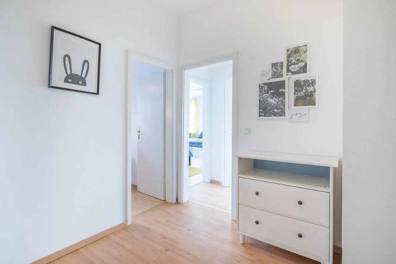 Beautiful Apartment For 9 With 2 Bedroom & Cosy Kitchen Hamburg-Harburg