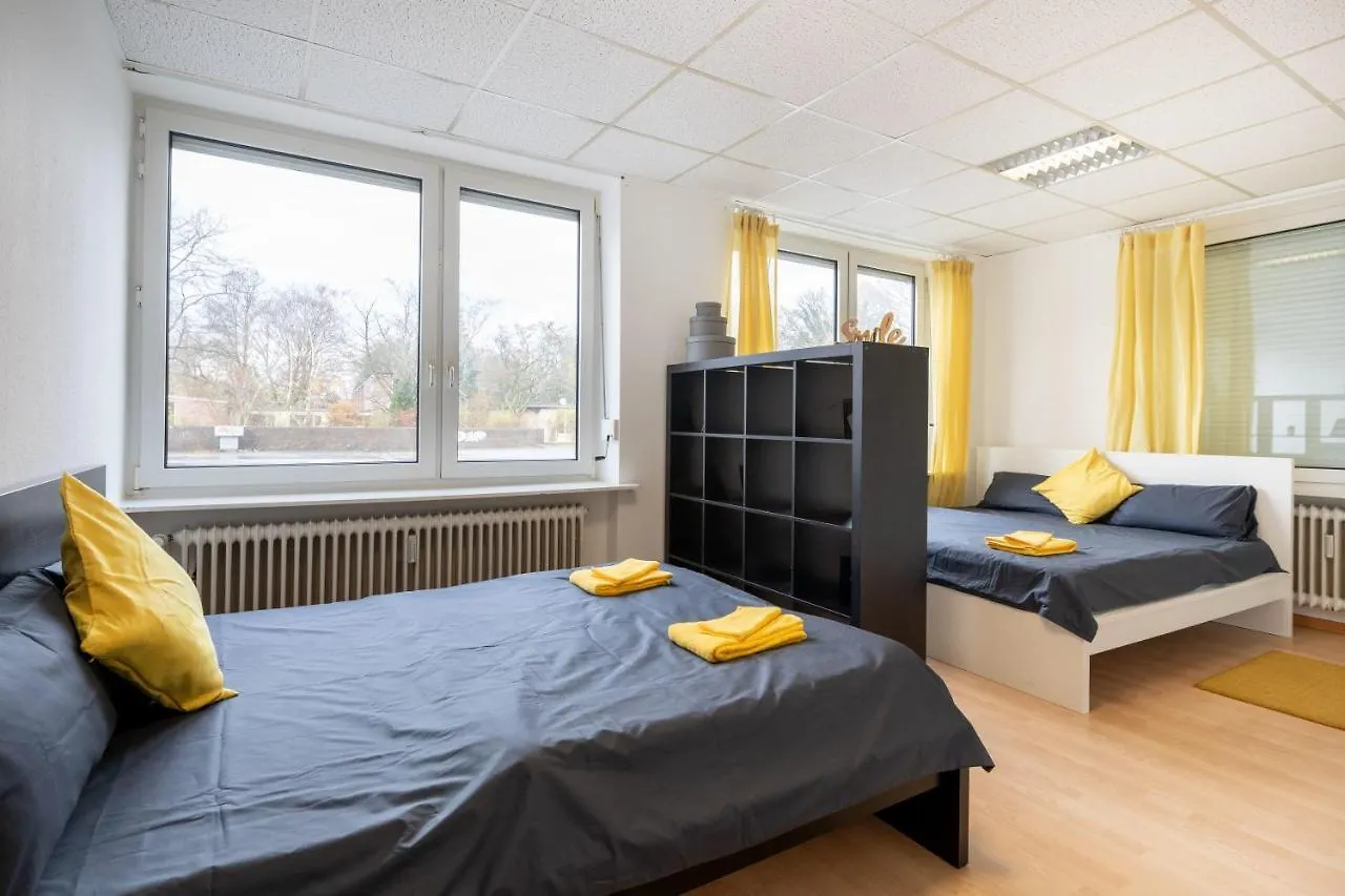 Beautiful Apartment For 9 With 2 Bedroom & Cosy Kitchen Hamburg 0*,  Deutschland