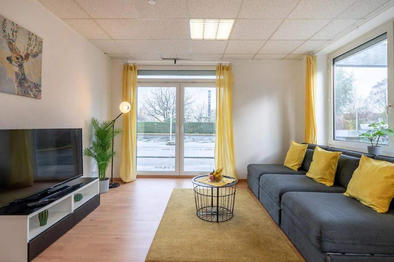 Beautiful Apartment For 9 With 2 Bedroom & Cosy Kitchen Hamburg